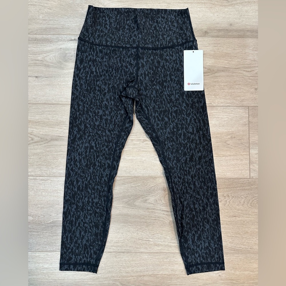 Lululemon Wunder Under HR tight